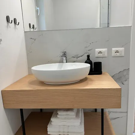 アパート Modern In *