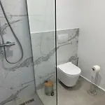 Lägenhet Modern In Tirana