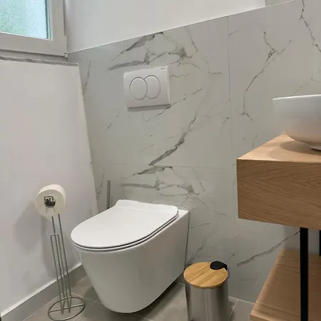 Apartment Modern In Tirana