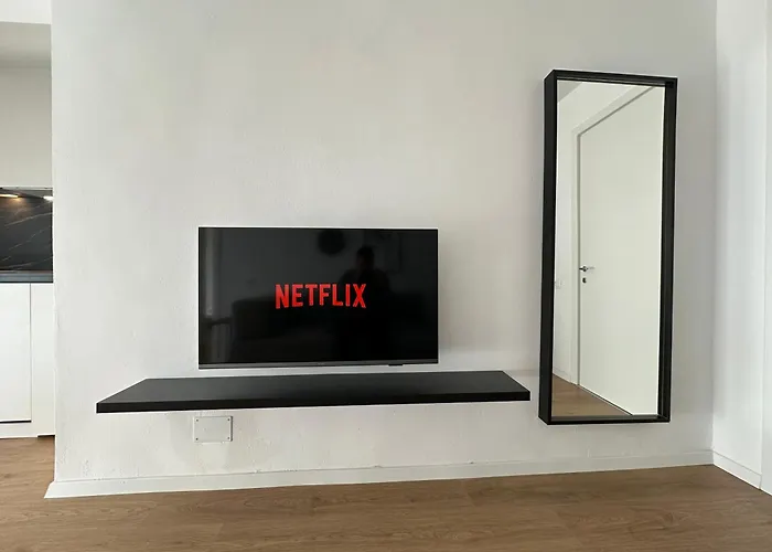 Modern In Апартаменты Тирана