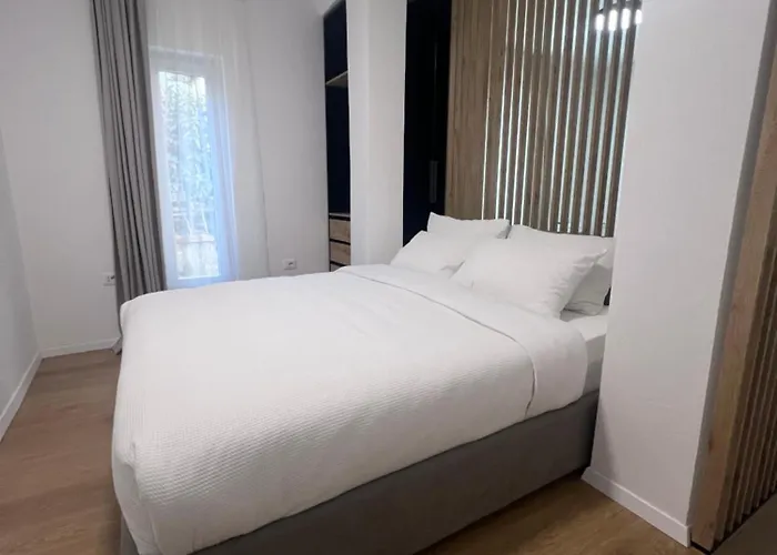 Modern In * Тирана