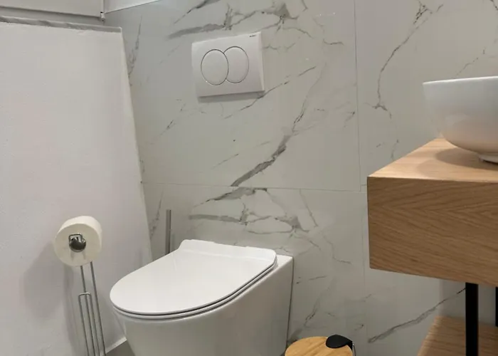 Апартаменты Modern In Тирана