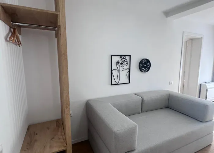 Modern In Апартаменты *