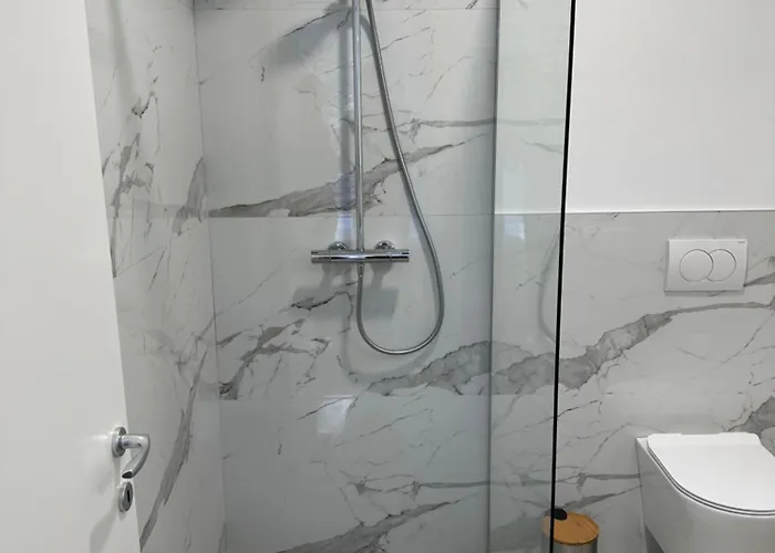 Modern In Тирана